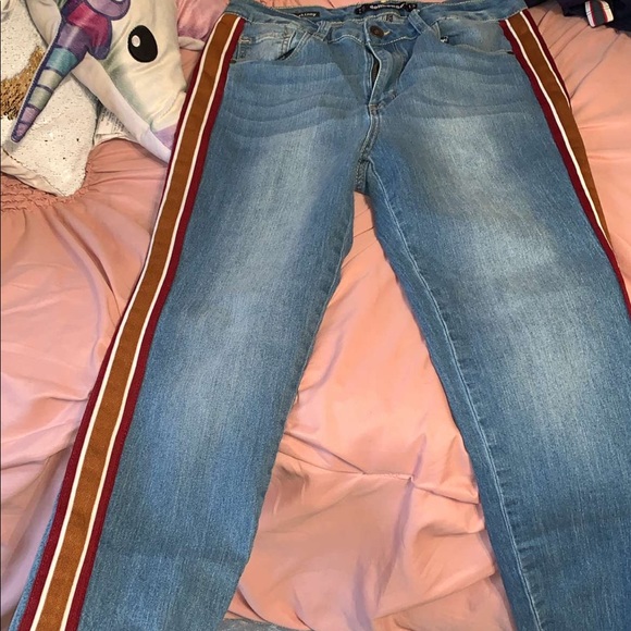 Cute Jeans! - Picture 2 of 2